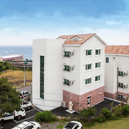 Jeju Aria Pension Екстер'єр фото