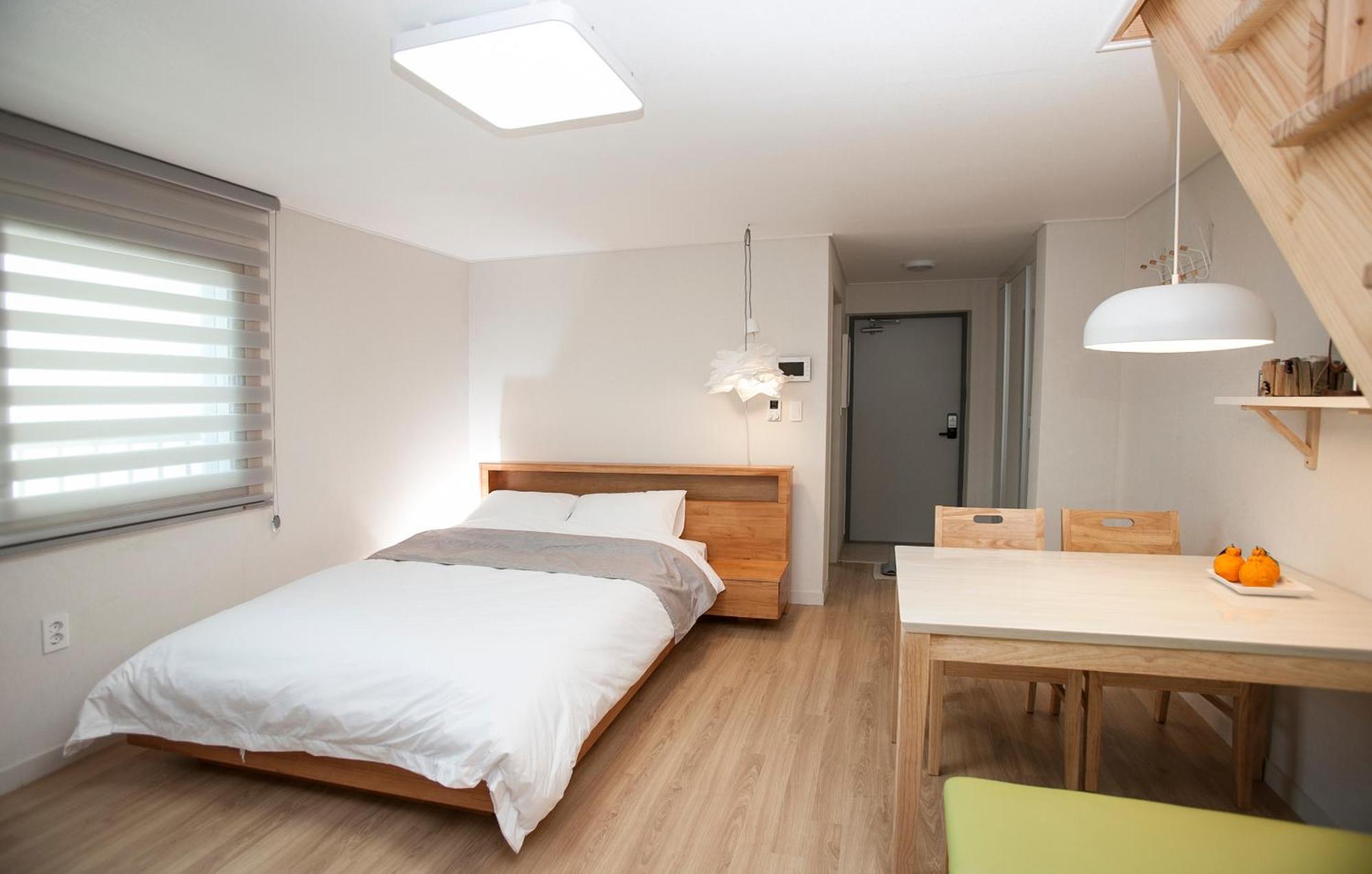 Jeju Aria Pension Екстер'єр фото