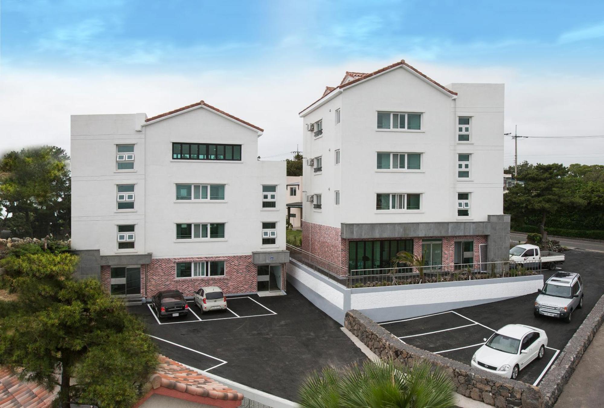 Jeju Aria Pension Екстер'єр фото